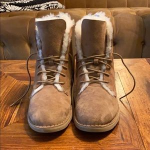 Ugg Quincy Boot